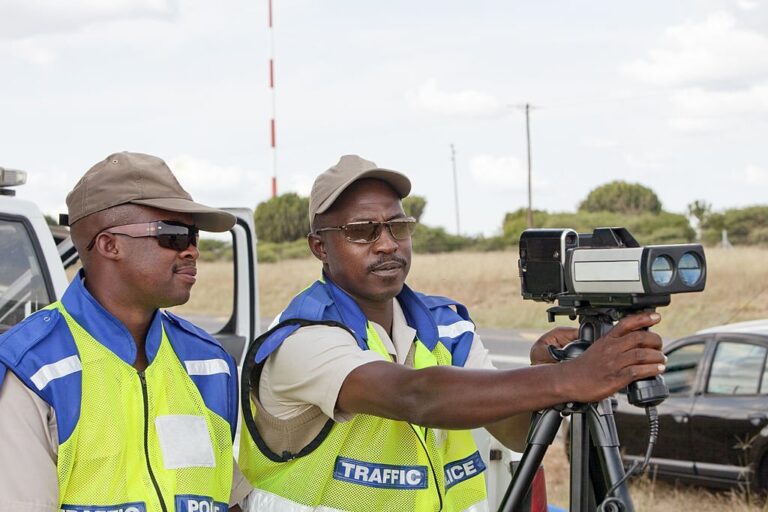 how to become a traffic officer - viewmyfines.co.za